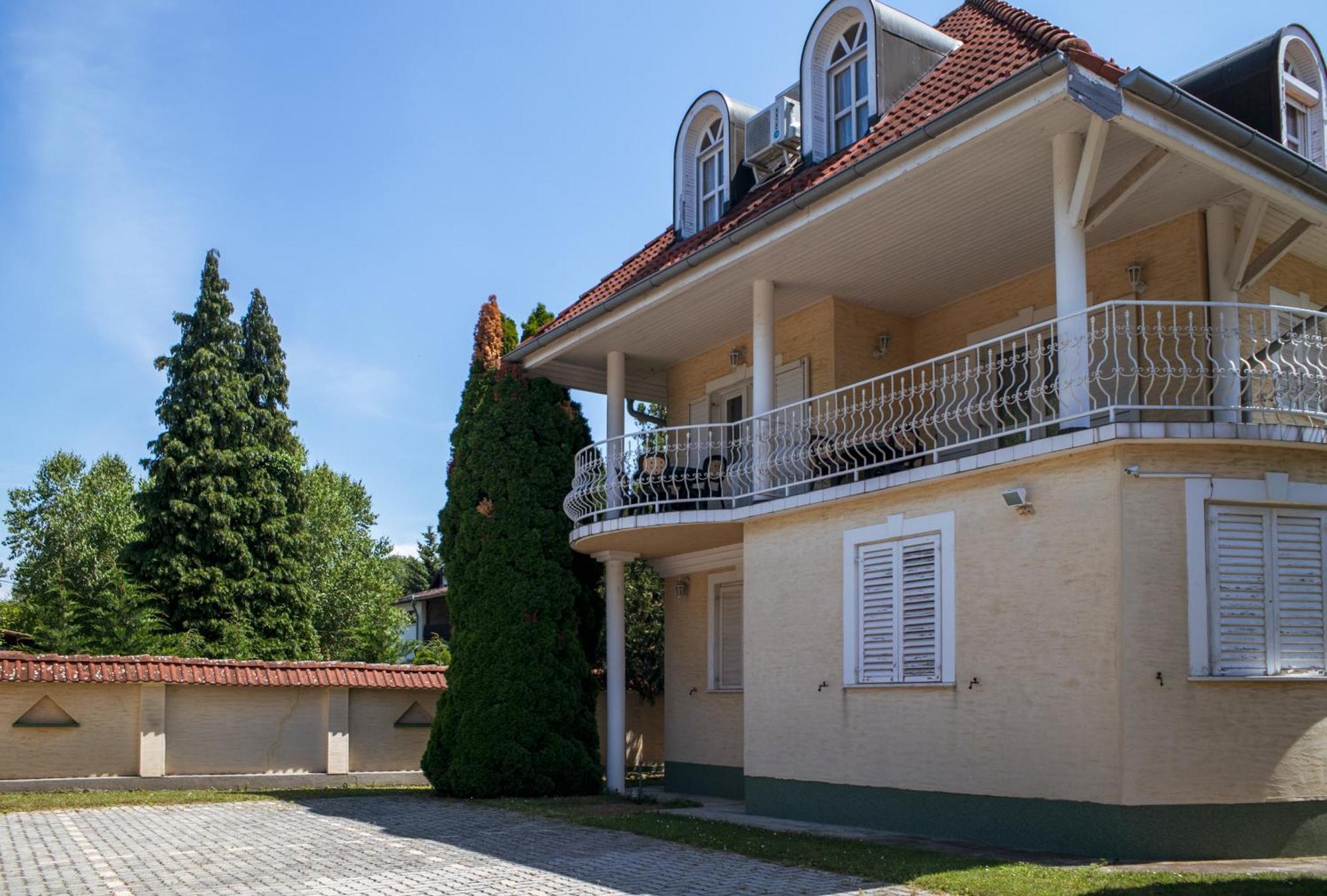 Bella Villa Apartmanhaz Zamárdi Exterior foto